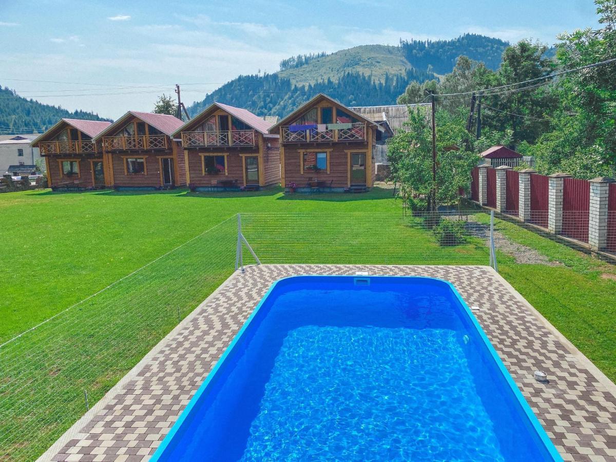 Eco Centr Zrub Hotel Maydan Екстериор снимка