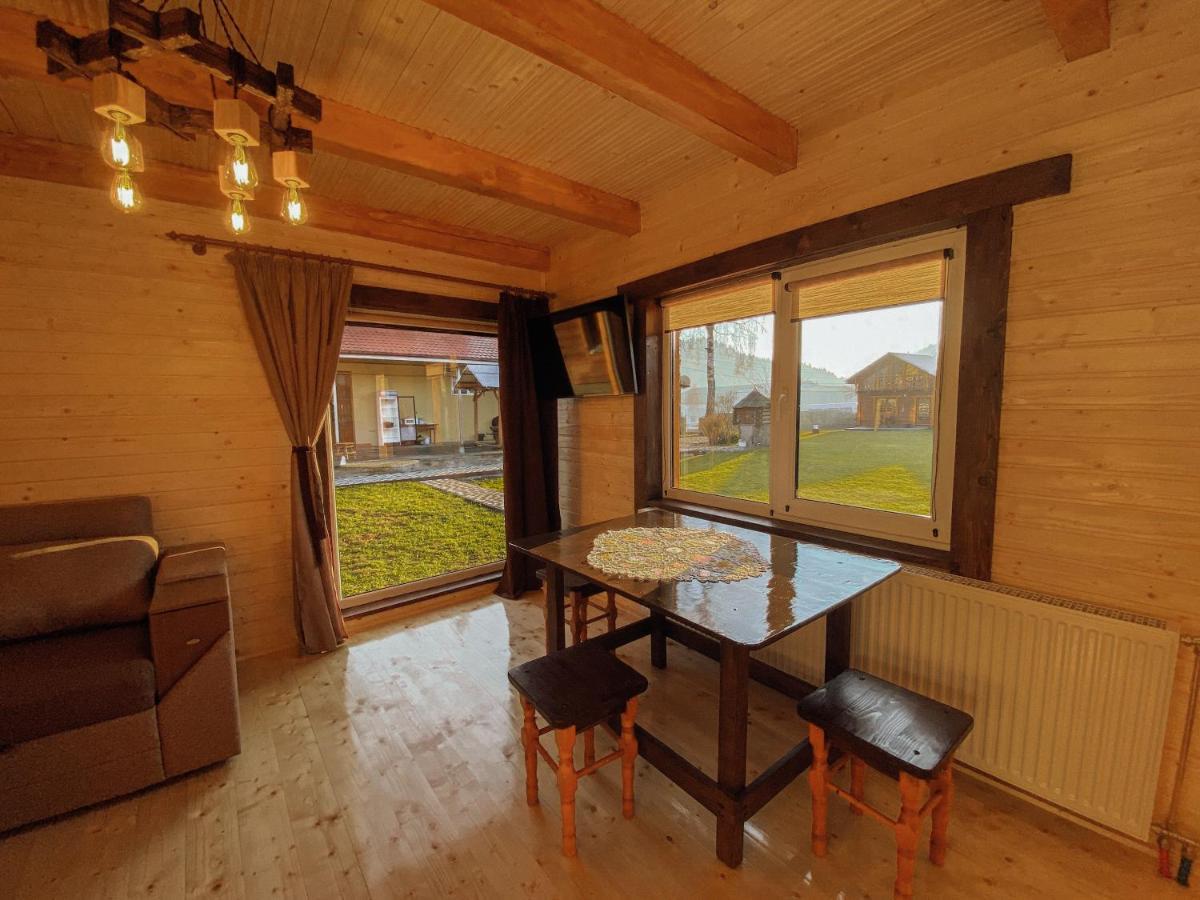 Eco Centr Zrub Hotel Maydan Екстериор снимка