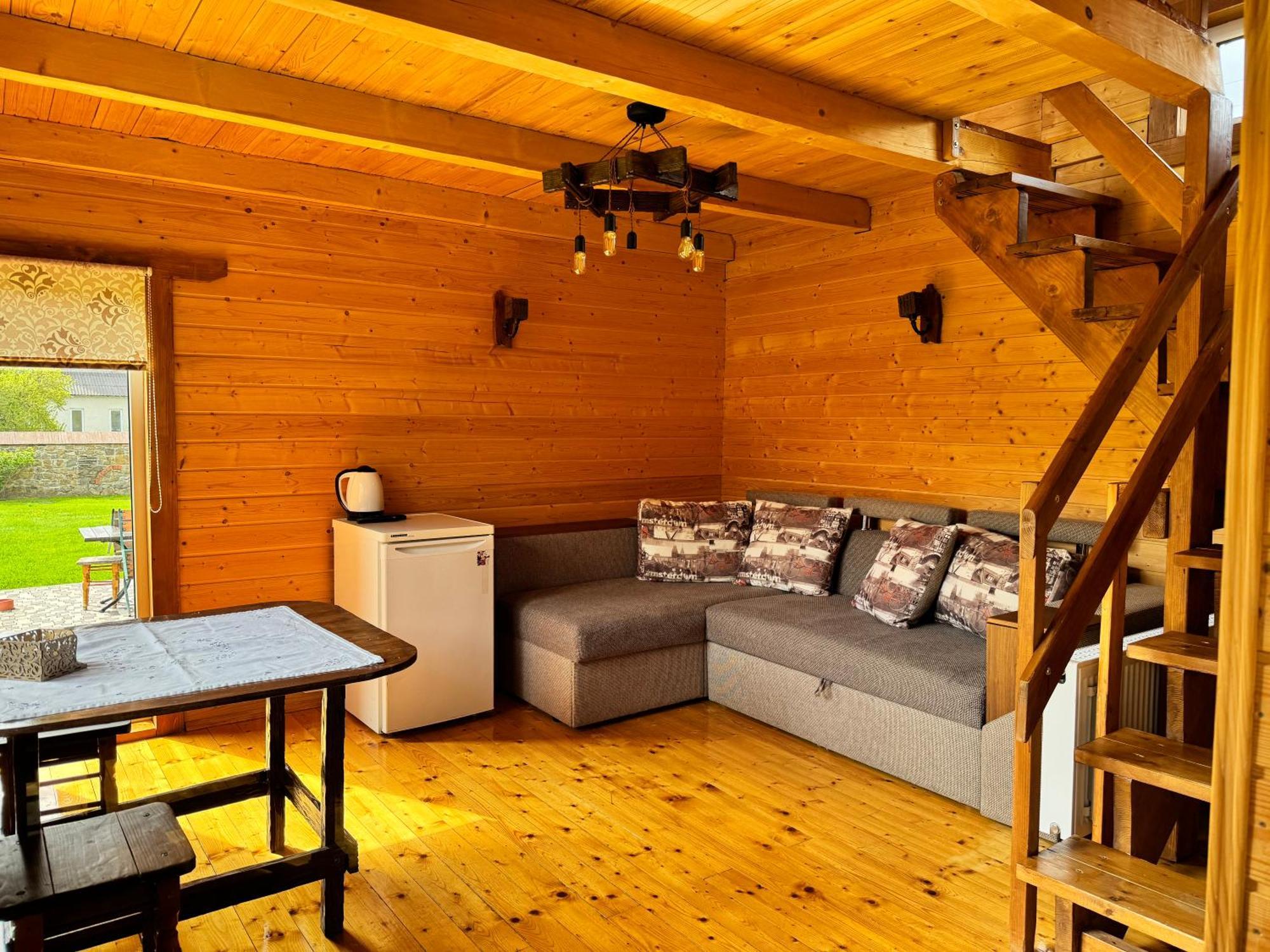 Eco Centr Zrub Hotel Maydan Екстериор снимка