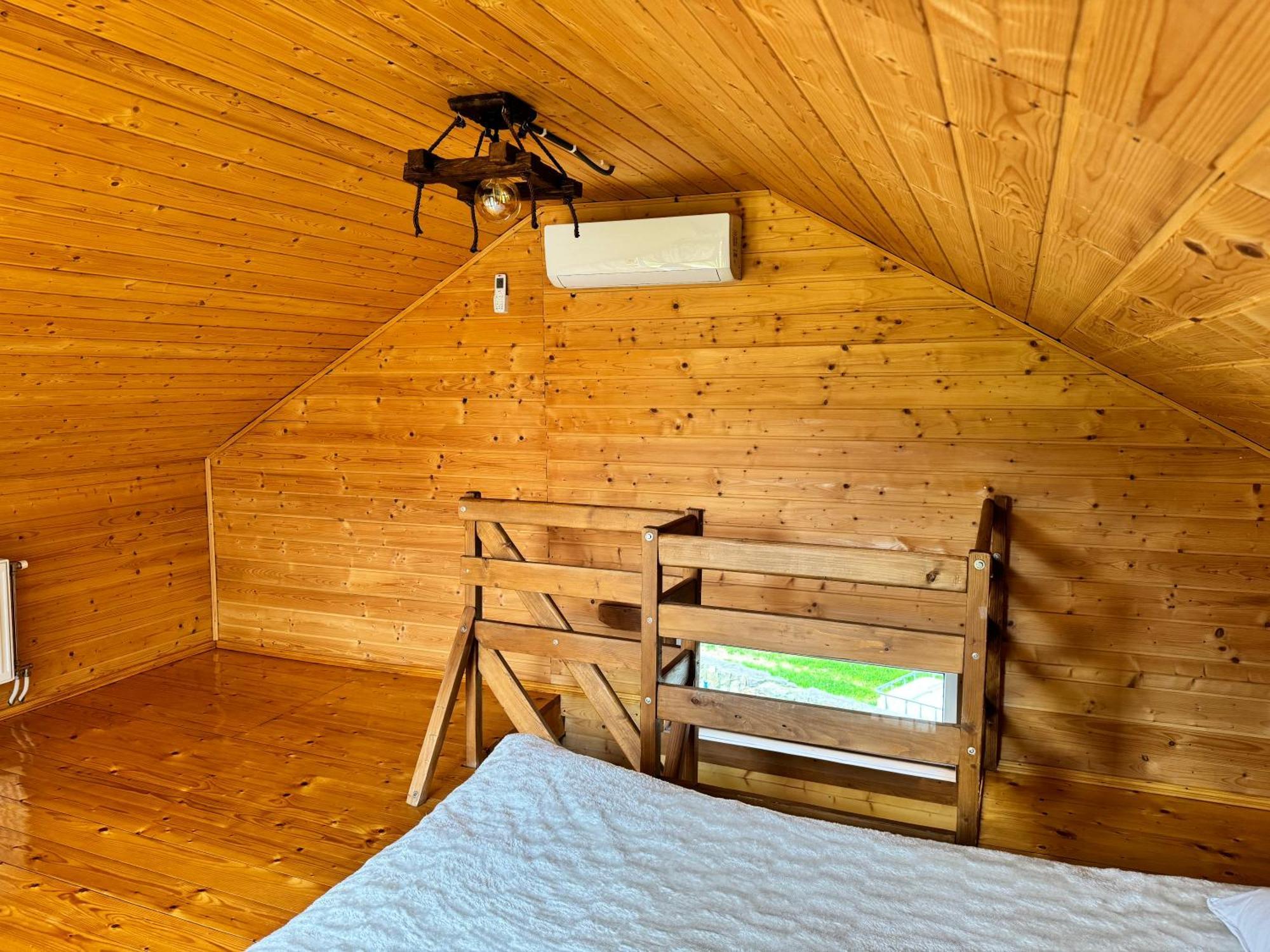 Eco Centr Zrub Hotel Maydan Екстериор снимка