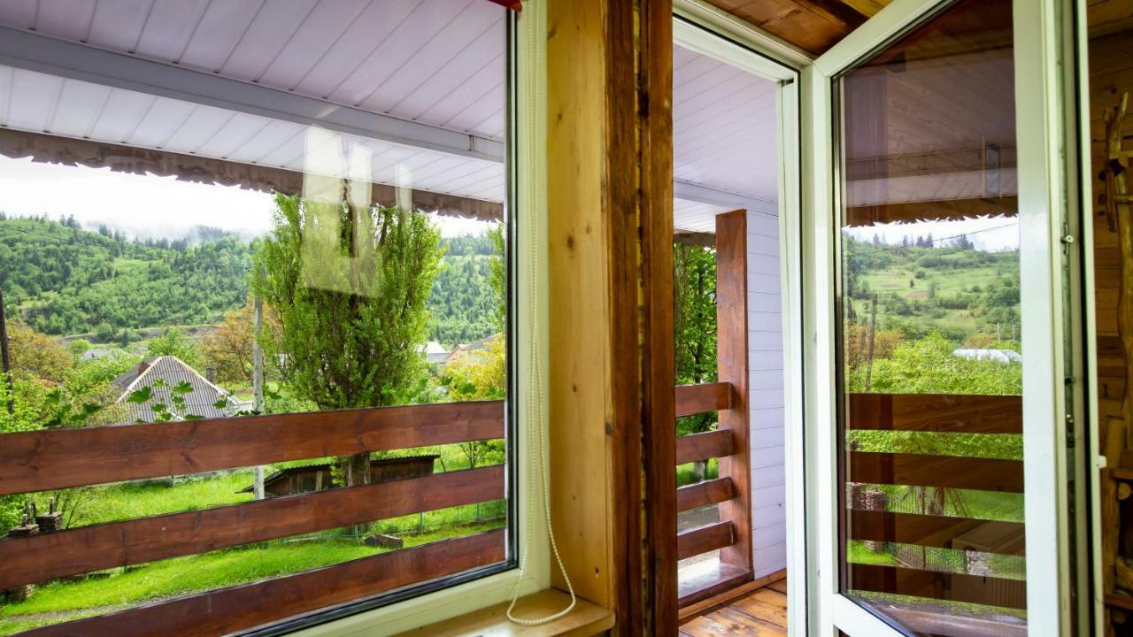 Eco Centr Zrub Hotel Maydan Екстериор снимка