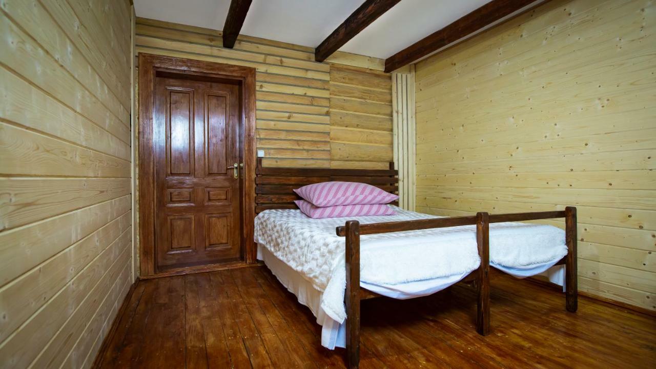 Eco Centr Zrub Hotel Maydan Екстериор снимка