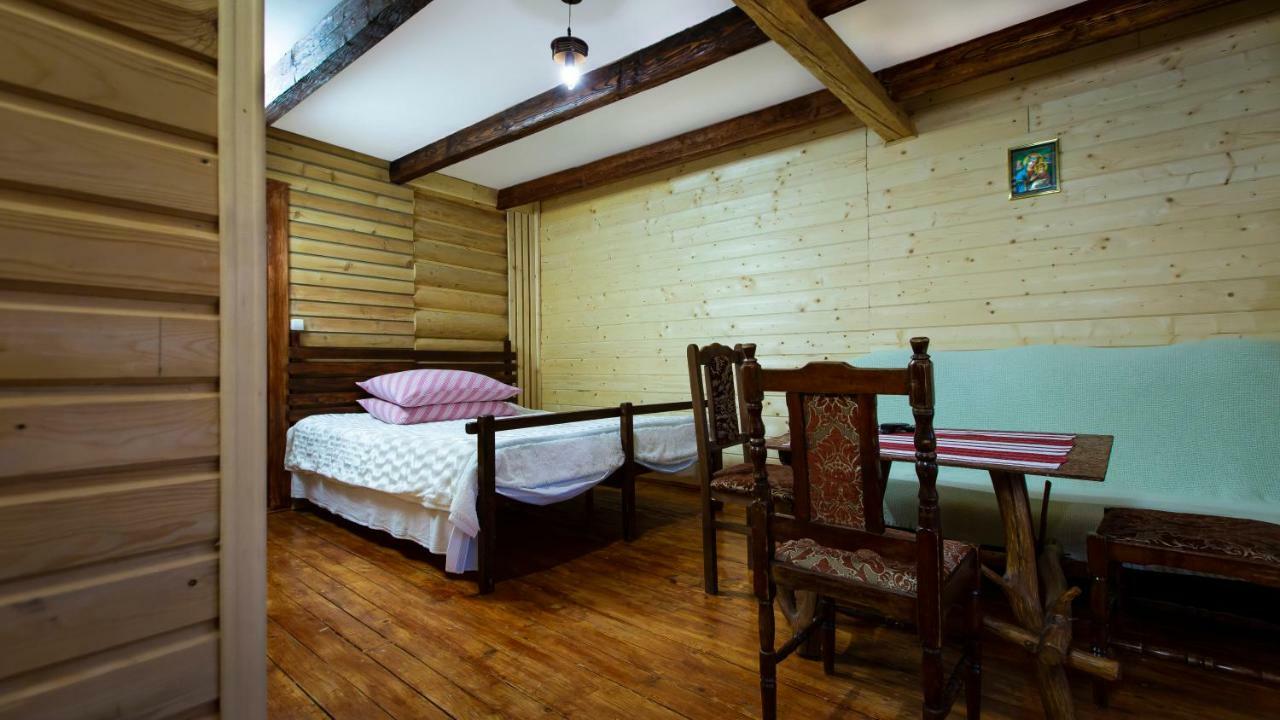 Eco Centr Zrub Hotel Maydan Екстериор снимка